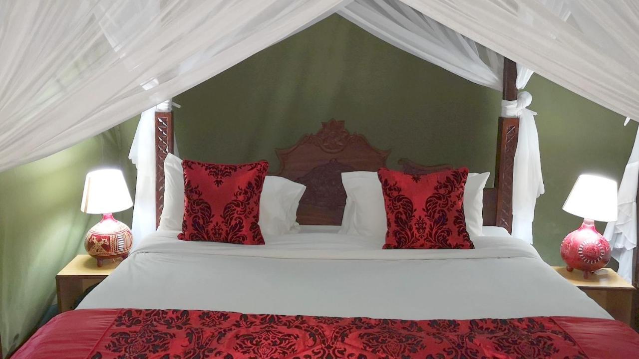 Osero Lodge Ololaimutiek Luaran gambar