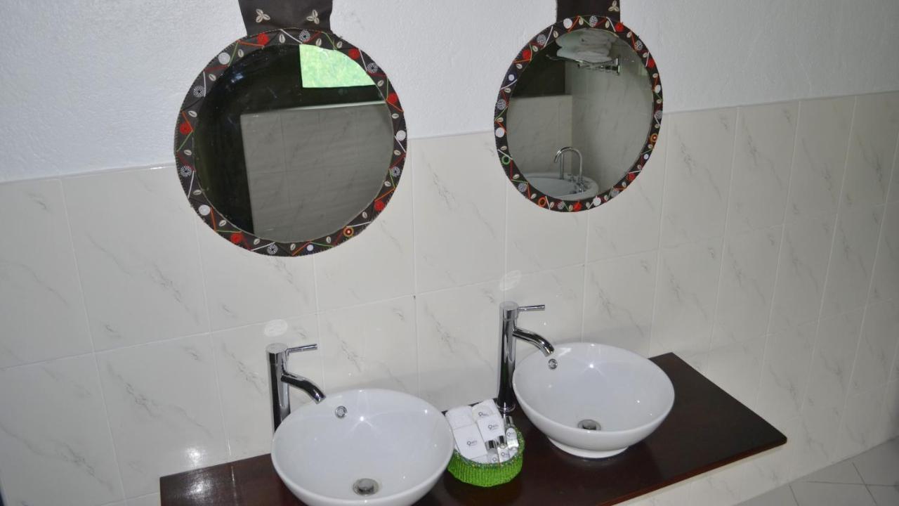 Osero Lodge Ololaimutiek Luaran gambar